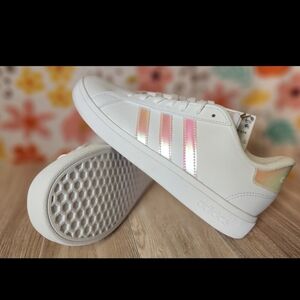 Adidas Grand Court 2.0 Sneakers NEW IN BOX